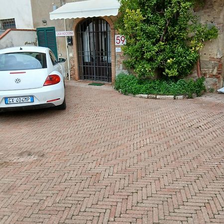 Casa Agostini Apartment Lari Exterior photo